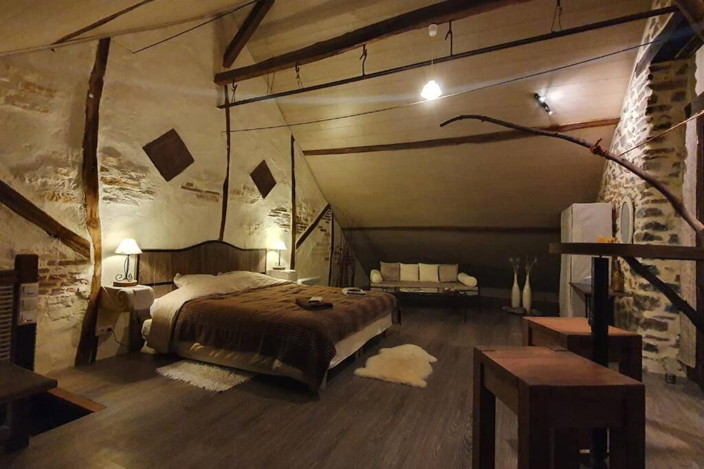 Unique Room With Great View In A Former Old Barn Troche Exteriör bild